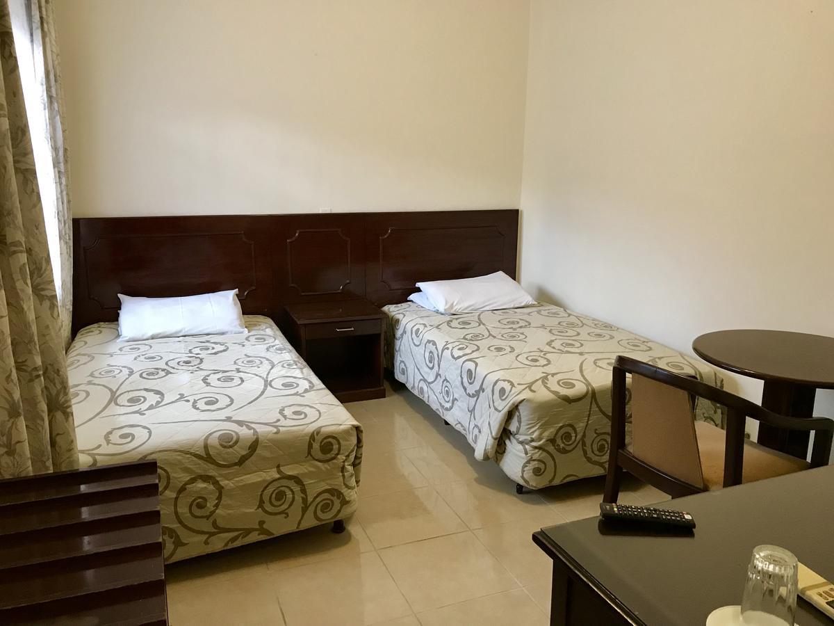 Hotel Bolivia Santa Cruz de La Sierra Eksteriør bilde